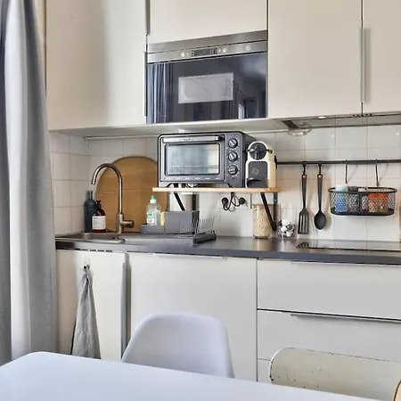 Elegant Studio Au Coeur De Montmartre * Париж